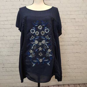 Torrid Navy Short Sleeve Top